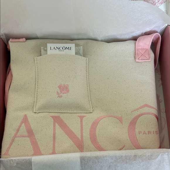 Lancome PR Supra screen sunscreen and tennis bag with mirror - Picture 1 of 4